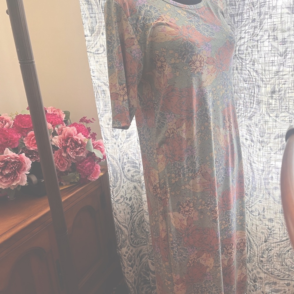 Floral Maxi Dress in Pastel Hues